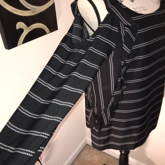 Chico’s medium striped blouse - Picture 2 of 5
